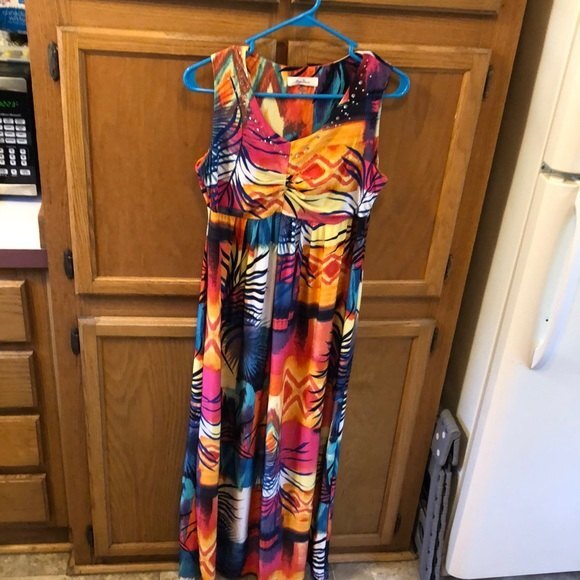 Onque casual maxi dress size small - Picture 1 of 5